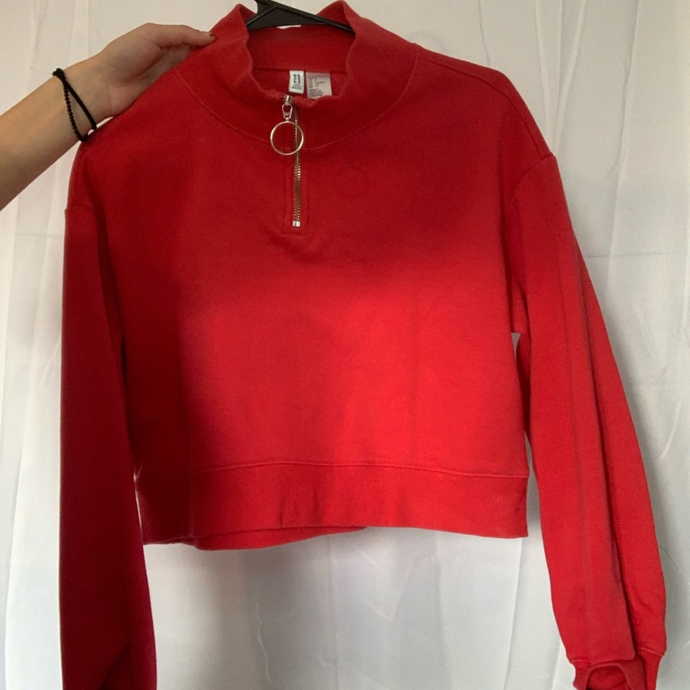 Women’s cropped hoodie